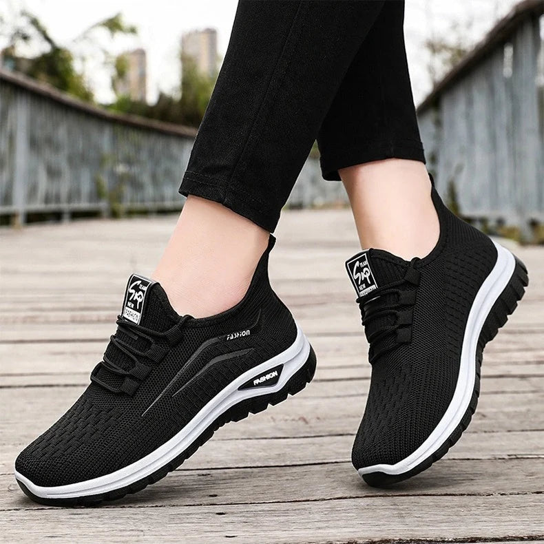 Slip-On Sneakers Ultralight Breathable Mesh Shock-Absorbing Sole