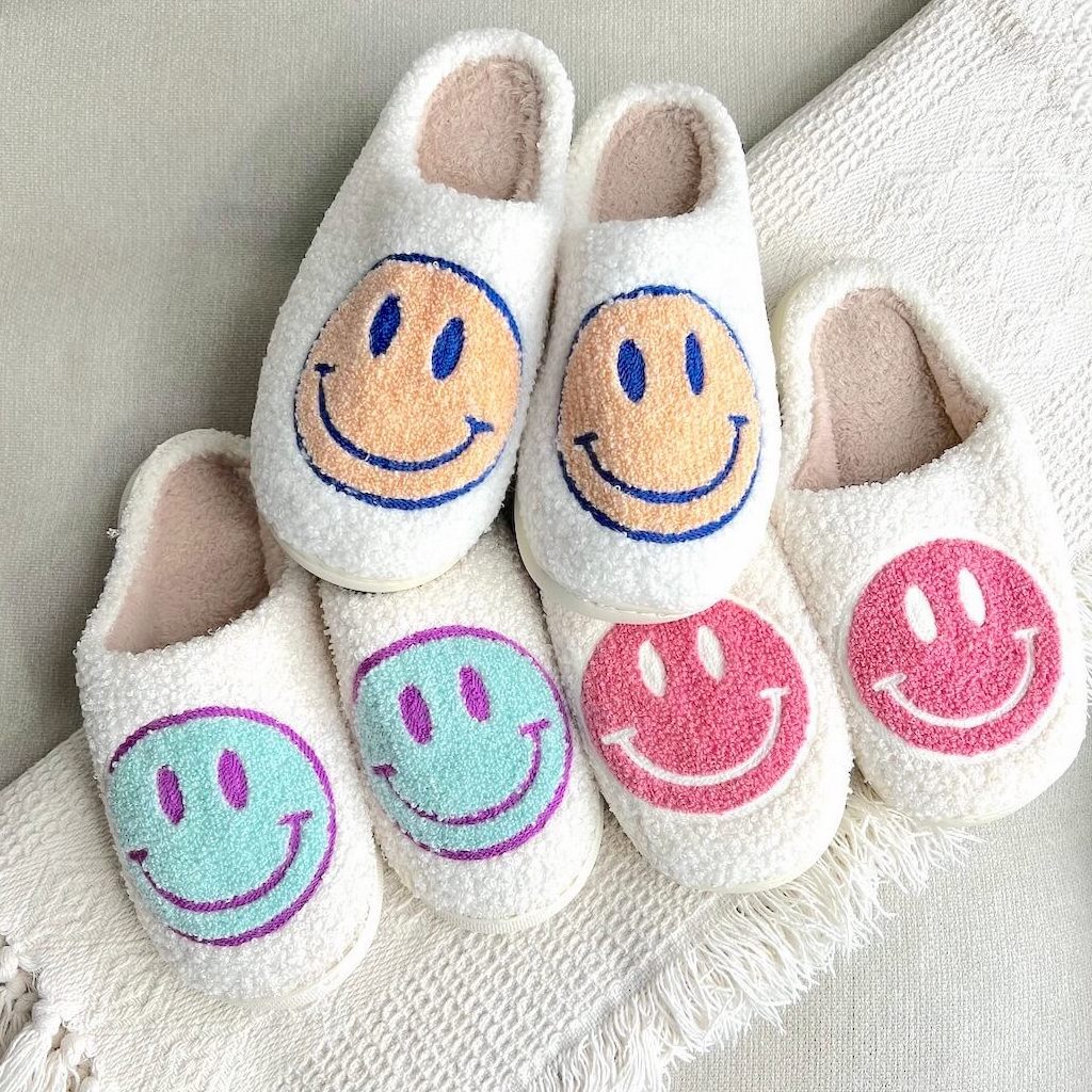 Slippers Smiley Embroidery Plush Lining & Non-Slip Sole