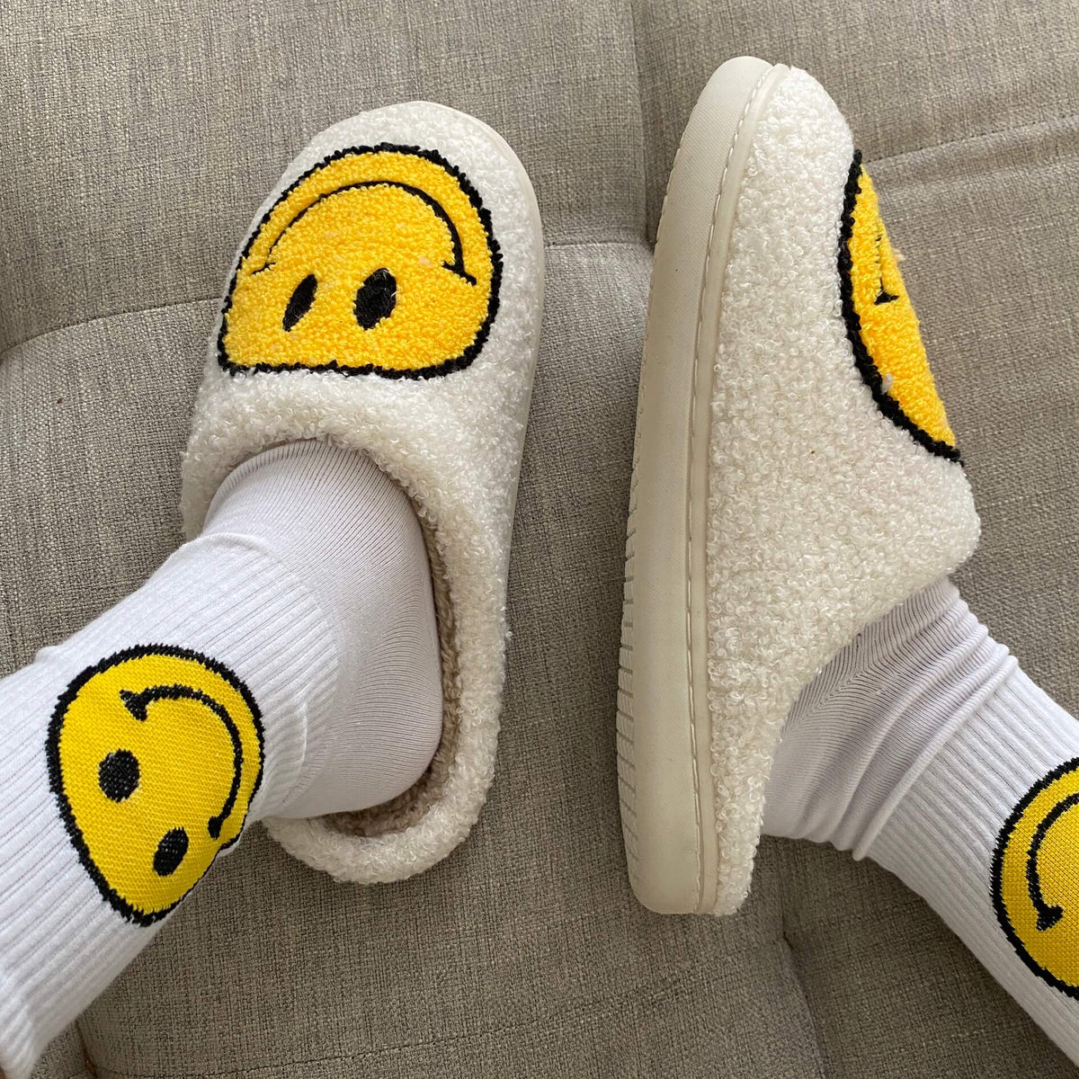 Slippers Smiley Embroidery Plush Lining & Non-Slip Sole