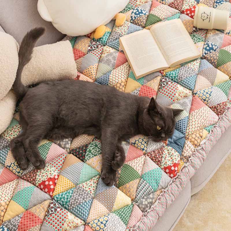Sofa Cover Scratch-Resistant Quilted Cotton Non-Slip Backing
