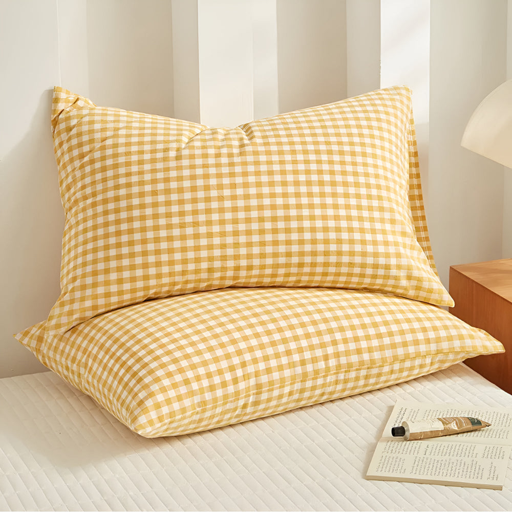 Soft-Washed Microfiber Plaid Pillowcases (2-Pack)