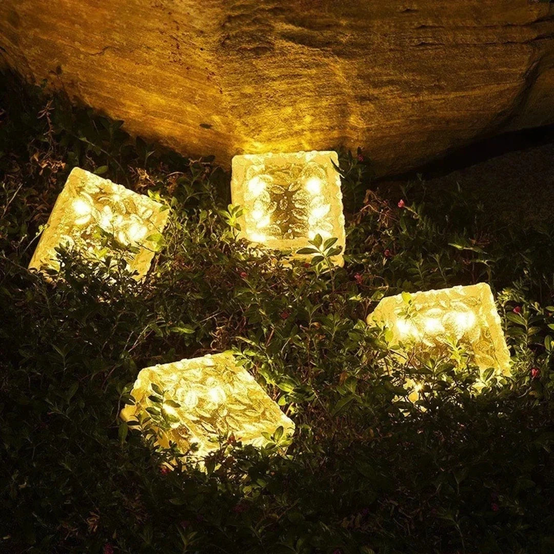 Solar Brick Light Dusk Sensor & 10 Hour Runtime