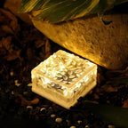 Solar Brick Light Dusk Sensor & 10 Hour Runtime