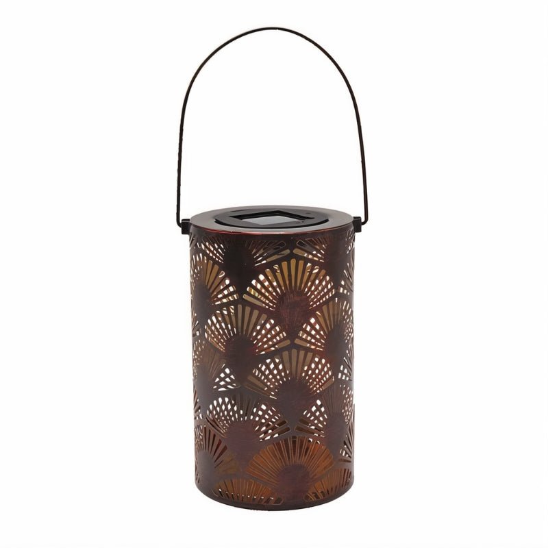 Solar Garden Light Iron Dusk-to-Dawn 50,000-Hour LEDs