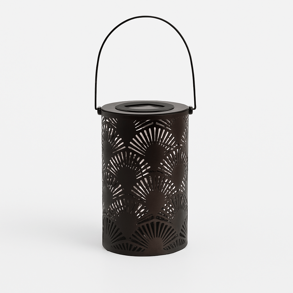 Solar Garden Light Iron Dusk-to-Dawn 50,000-Hour LEDs