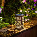 Solar Garden Light Iron Dusk-to-Dawn 50,000-Hour LEDs