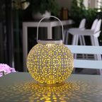 Solar Garden Light Iron Dusk-to-Dawn 50,000-Hour LEDs