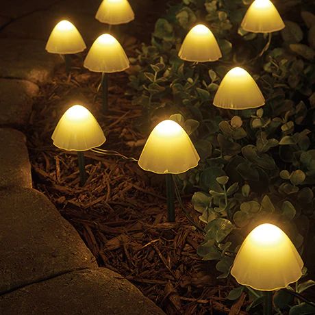Solar Garden Lights 10-LED Mushroom-Shaped Weatherproof
