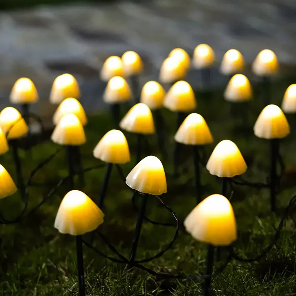 Solar Garden Lights 10-LED Mushroom-Shaped Weatherproof