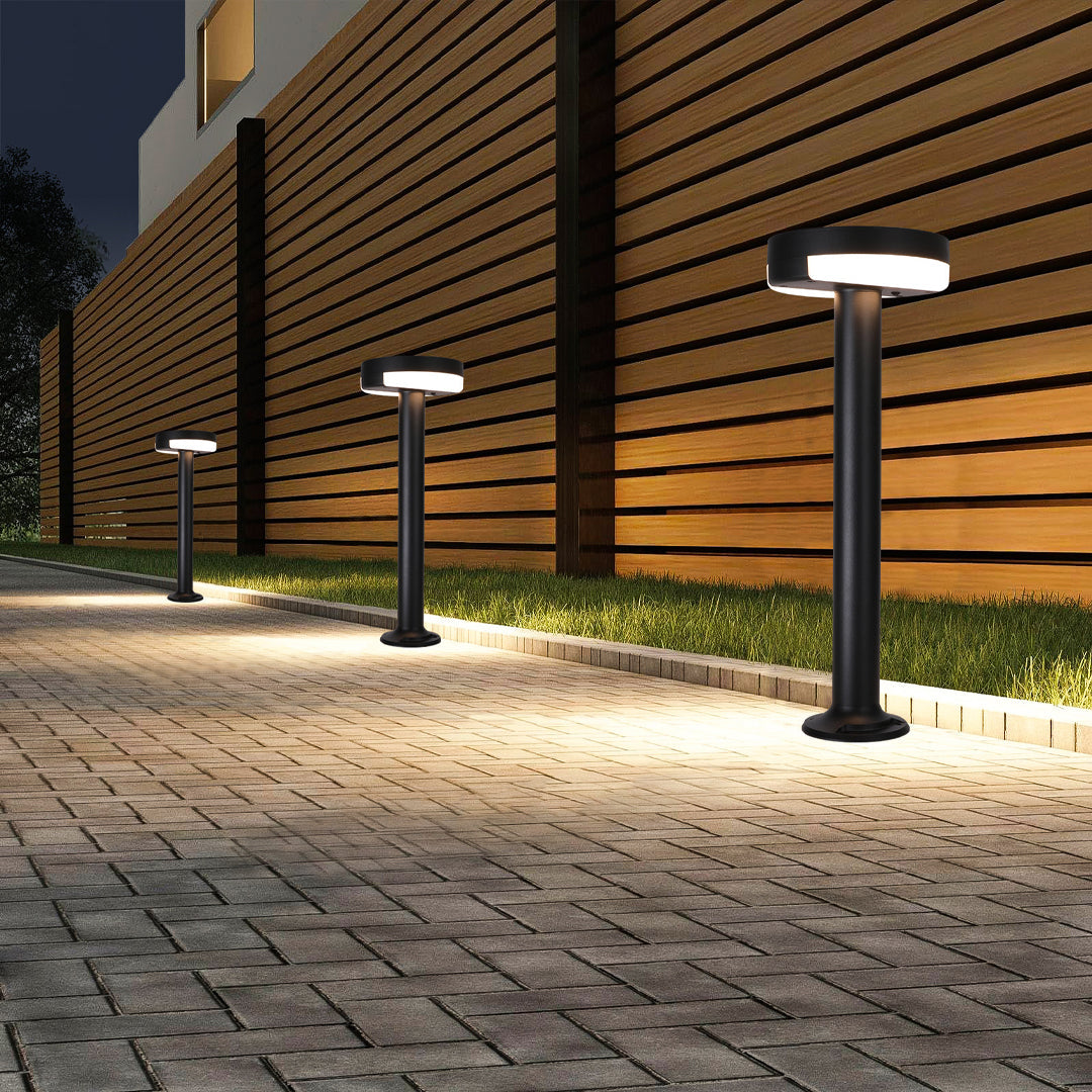 Solar & Hardwired Die-Cast Aluminum Pathway Light