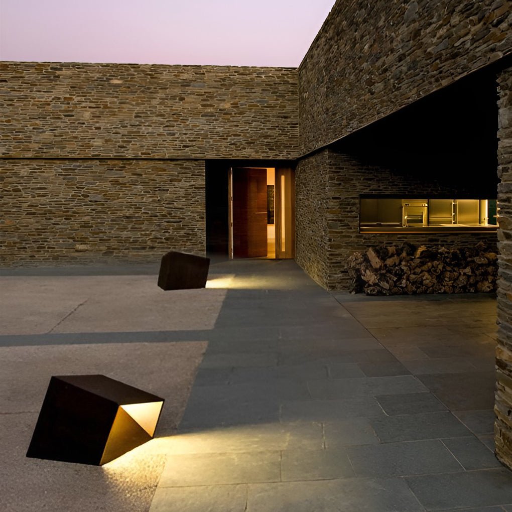 Solar & Hardwired Stainless Steel Cube Path Light