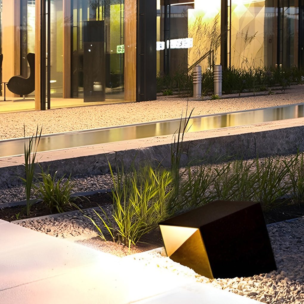 Solar & Hardwired Stainless Steel Cube Path Light