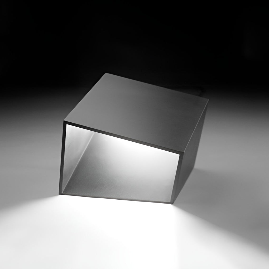 Solar & Hardwired Stainless Steel Cube Path Light
