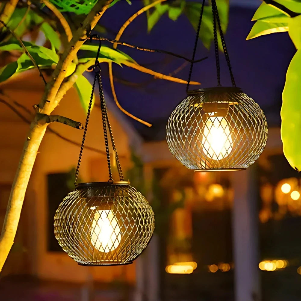 Solar Lantern Automatic Dusk Sensor Weather-Resistant 14-Hour Runtime
