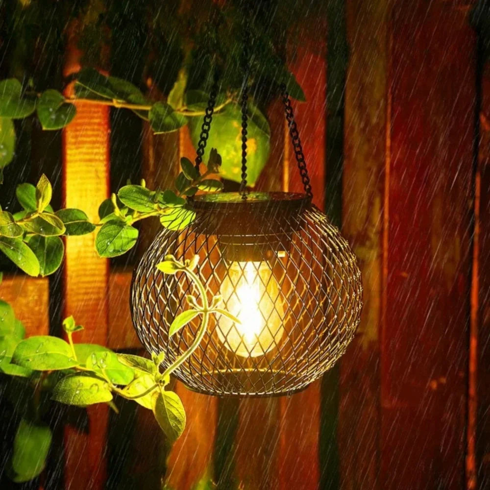 Solar Lantern Automatic Dusk Sensor Weather-Resistant 14-Hour Runtime