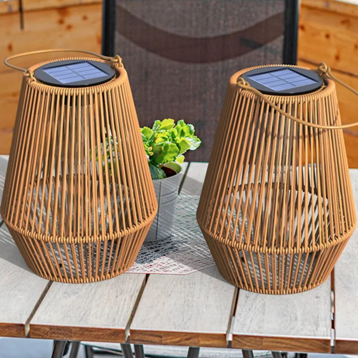 Solar Lantern Rattan Style IP65 Waterproof Automatic Dusk Sensor