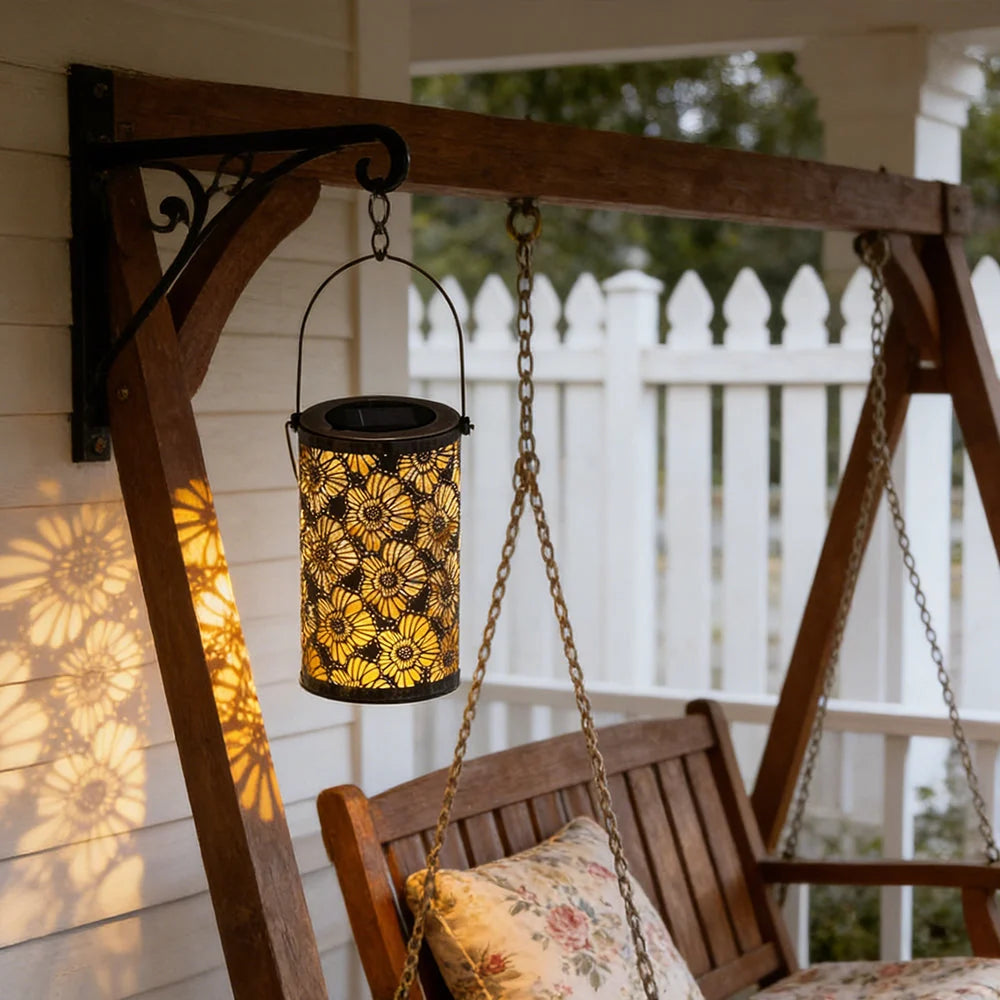 Solar Lantern Solar-Powered Pattern Projection IP55 Waterproof
