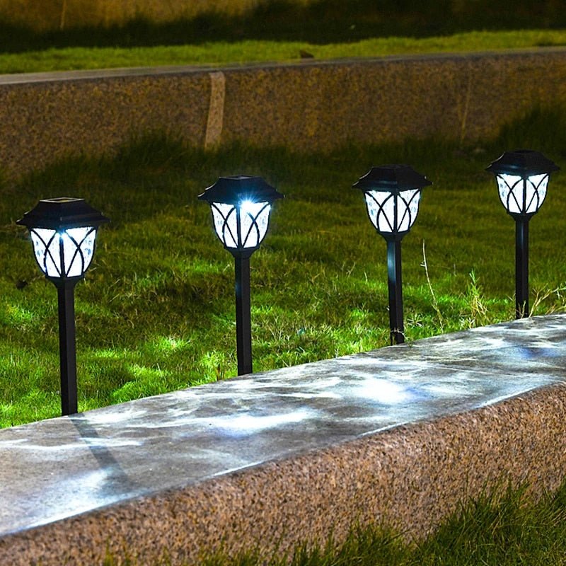 Solar-Powered Auto On/Off Cool White Pathway Lights (Up to 12-Hour Runtime)
