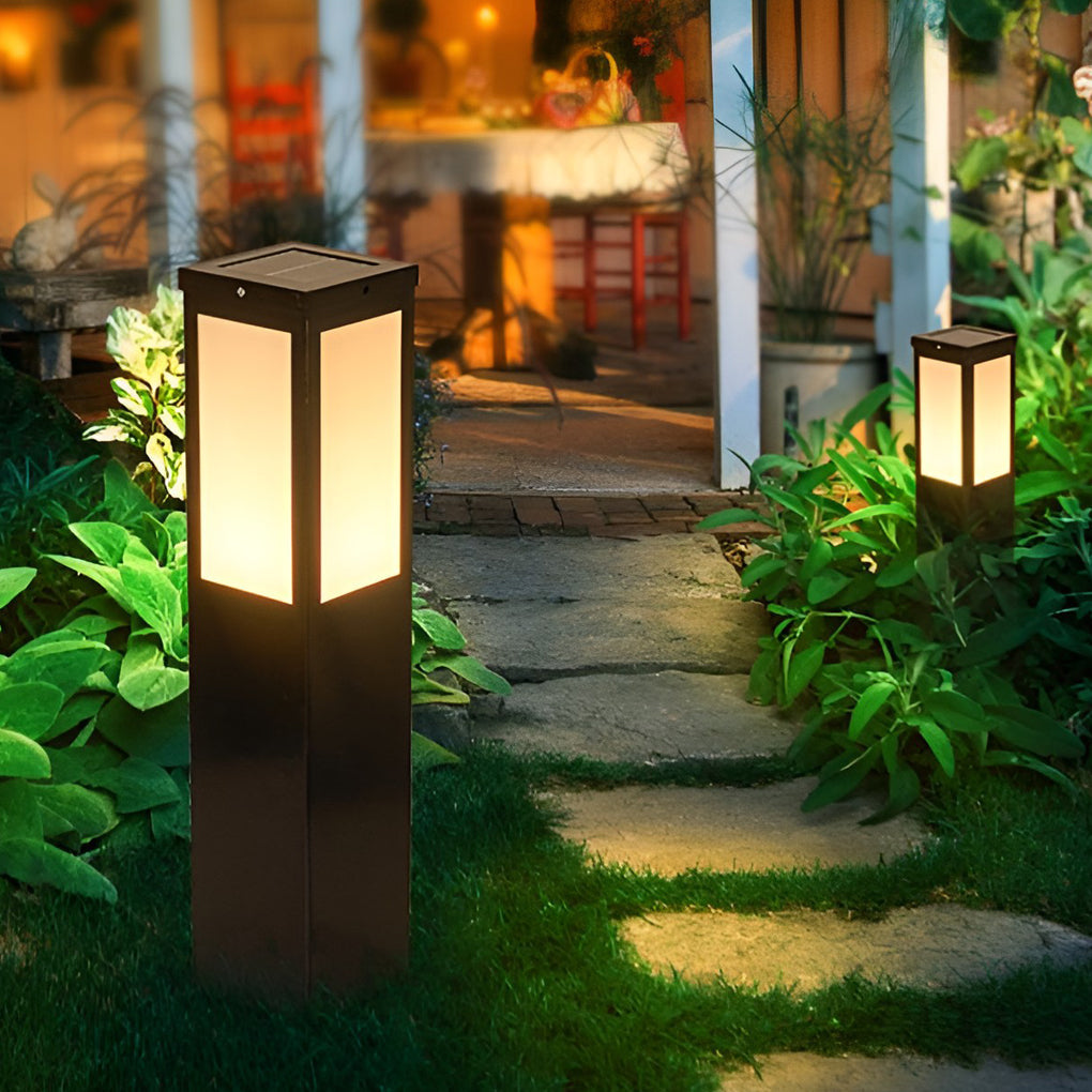 Solar-Powered Remote-Dimming IP65 Bollard Light