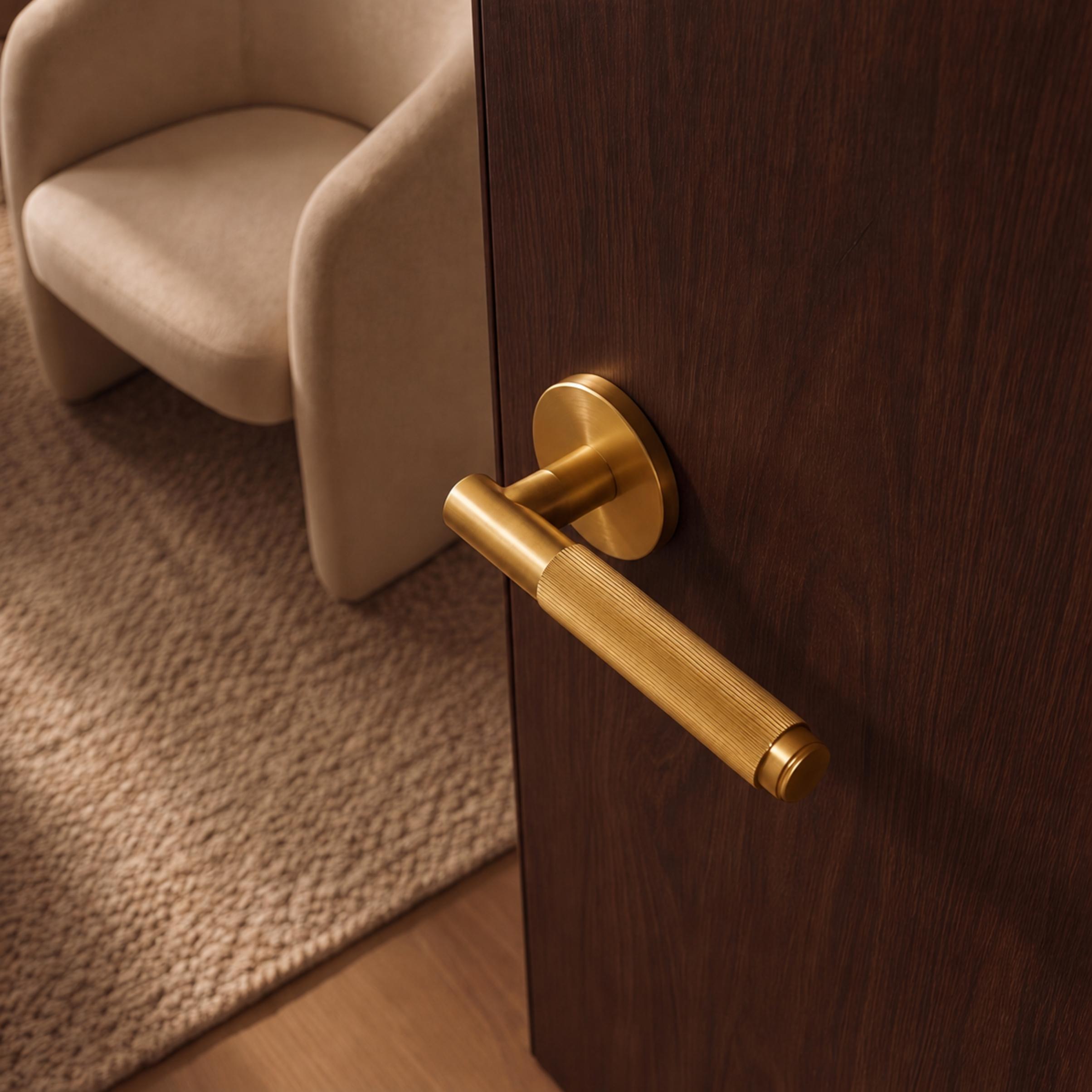 Solid Brass Knurled Grip Door Handle Set (Emergency-Access Lock)