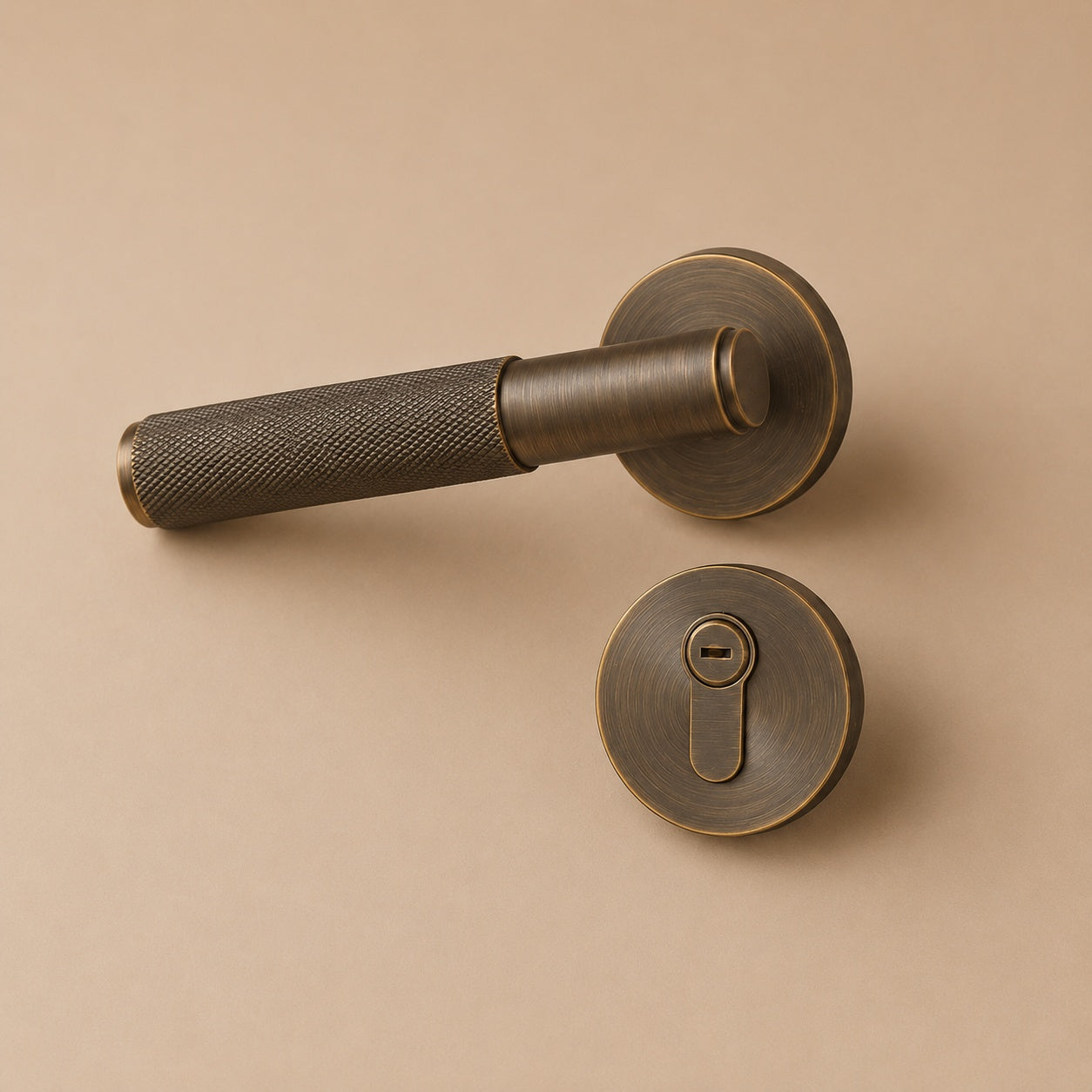 Solid Brass Knurled Lever Interior Door Handle (Square Or Round Rosette)