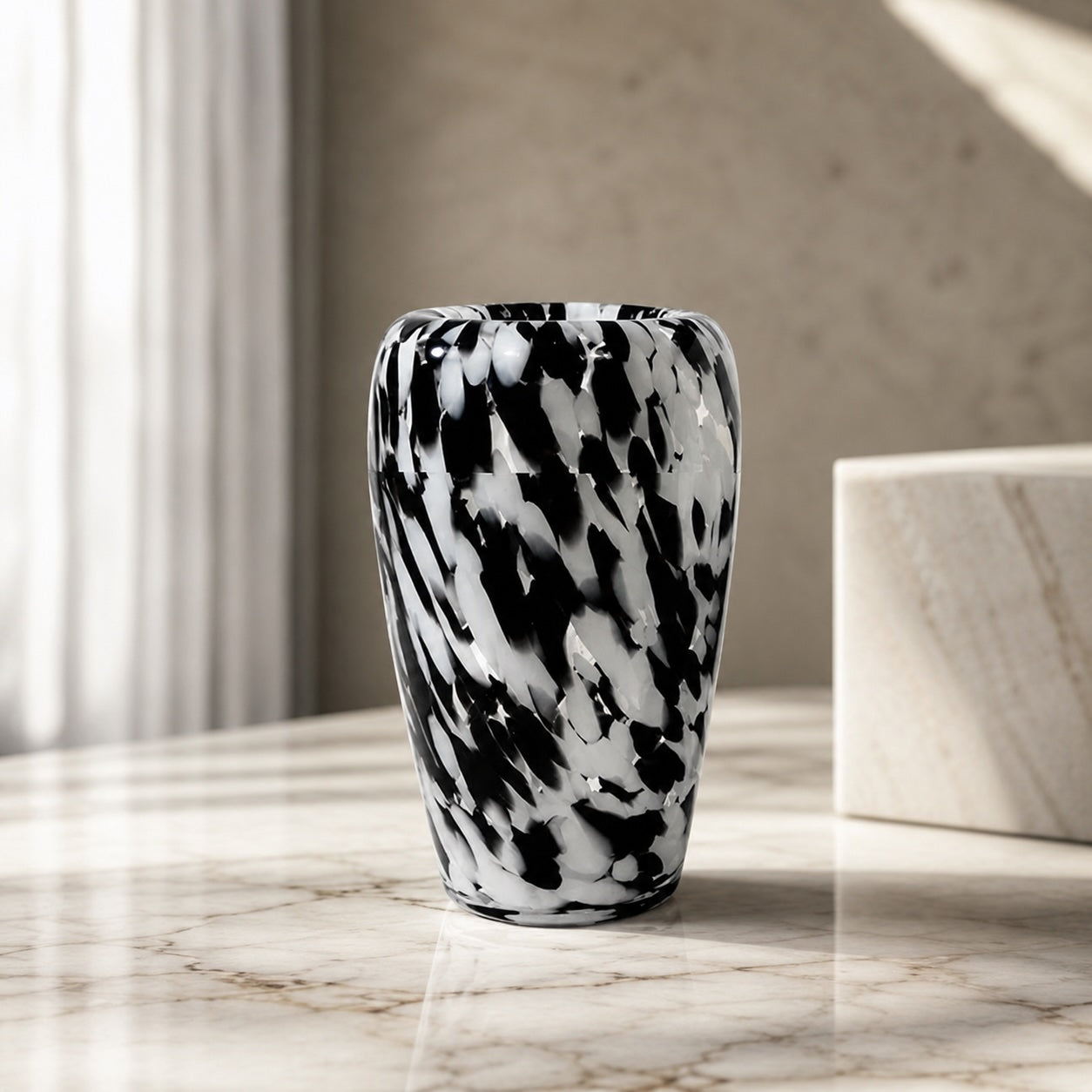 Spotted Clear Glass Flower Vase (9 x 24.5 cm)