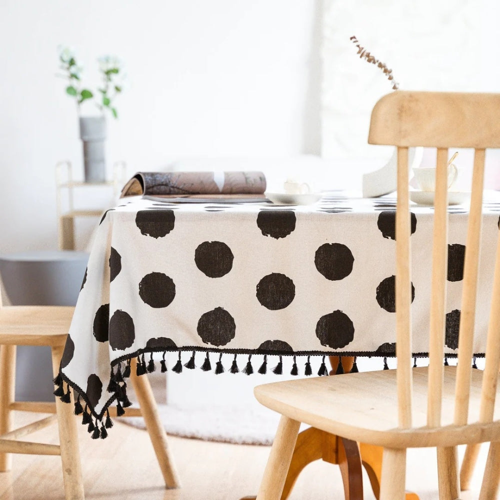 Stain-Resistant Machine Washable Microfiber Tablecloth (Polka Dot Tassel Edge)