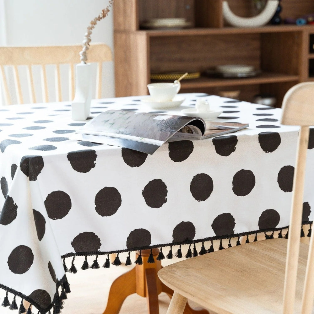 Stain-Resistant Machine Washable Microfiber Tablecloth (Polka Dot Tassel Edge)