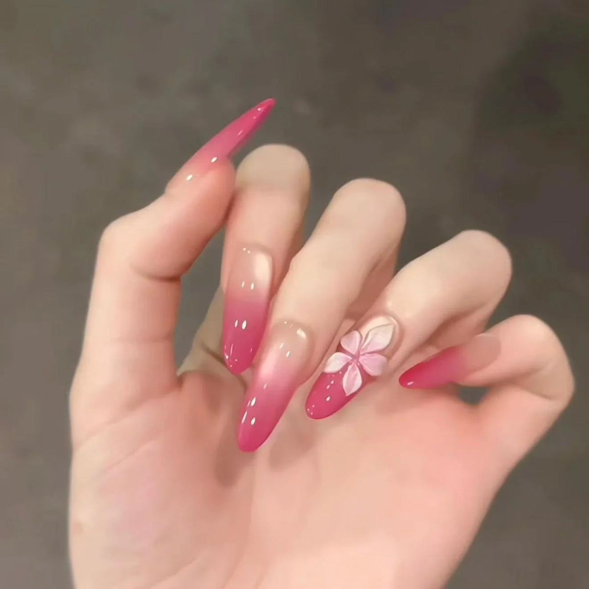 Stiletto Nail Extensions Artistic Designs & Easy Application