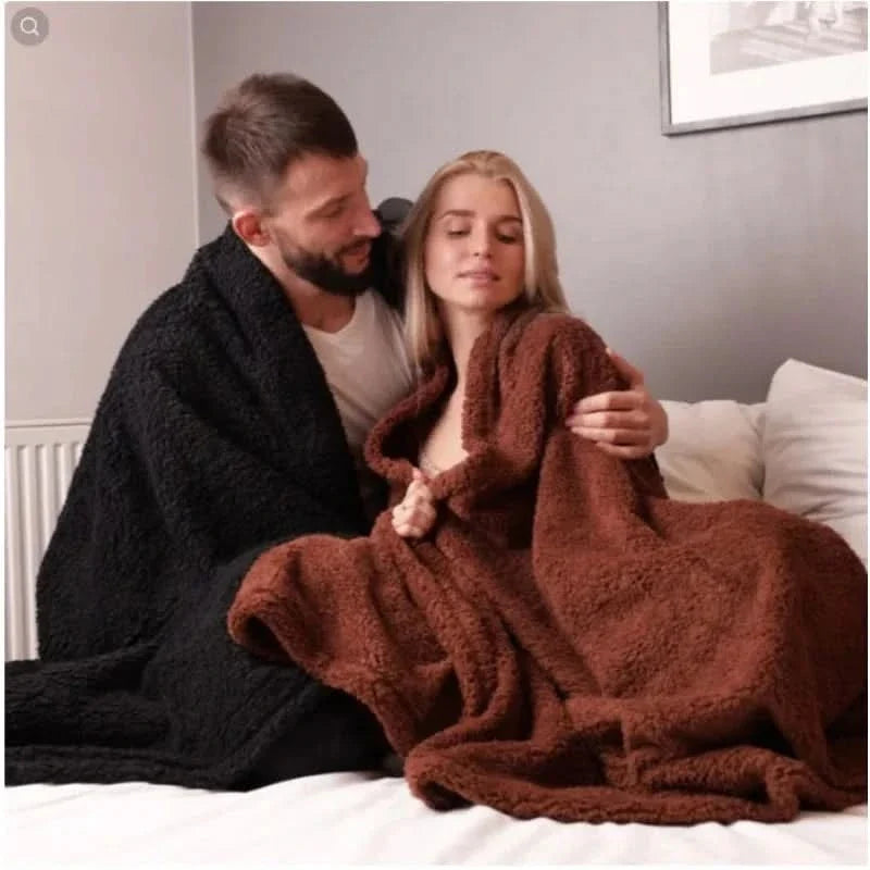 Summer Blanket Lightweight & Breathable Cooling Fiber Blend