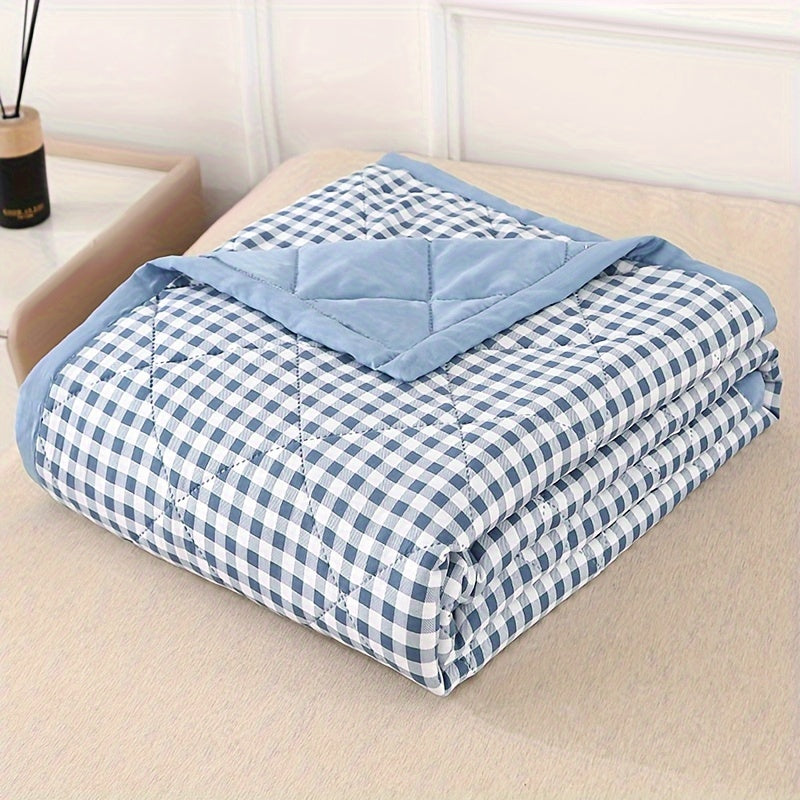 Summer Blanket Lightweight Breathable Polyester Machine Washable