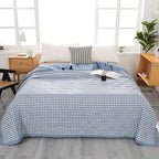 Summer Blanket Lightweight Breathable Polyester Machine Washable