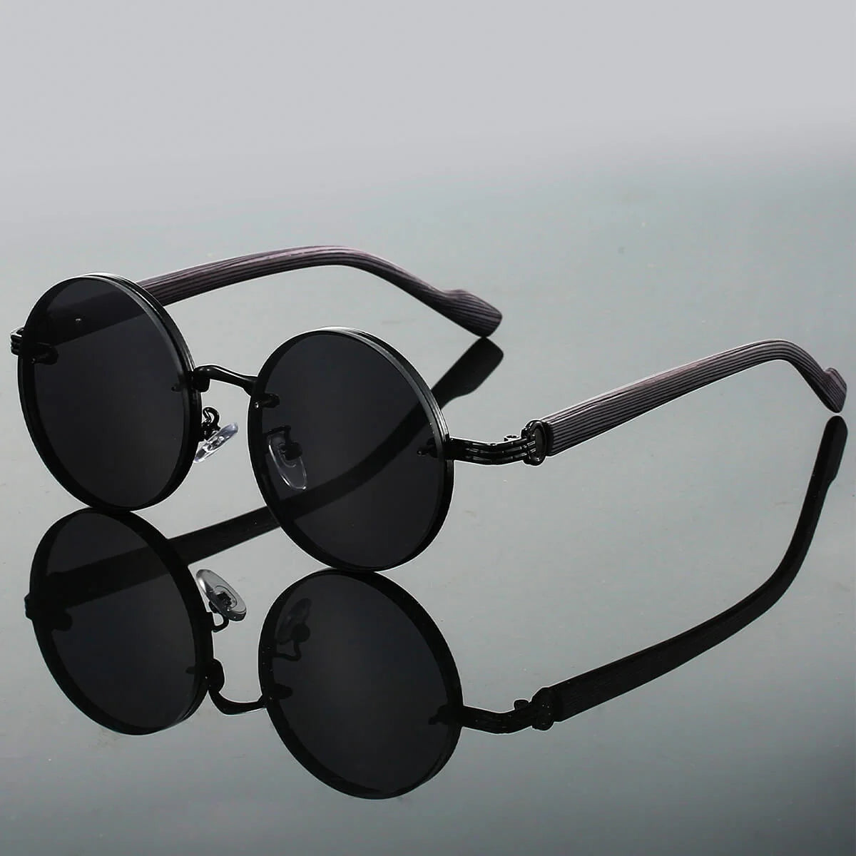 Sunglasses Round Frame UV400 Scratch-Resistant Lenses