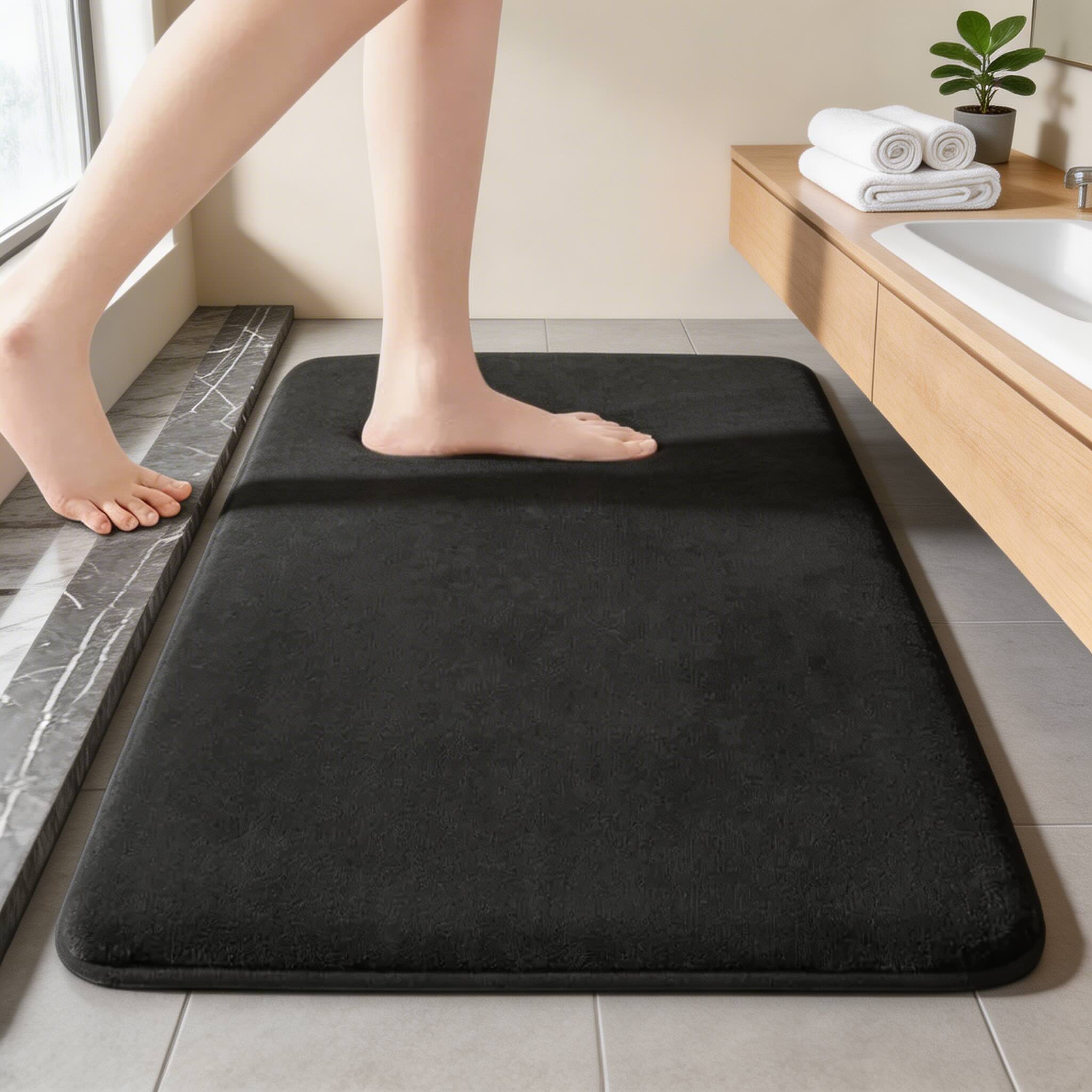 Super-Absorbent & Quick-Drying Coral Velvet Bath Mat