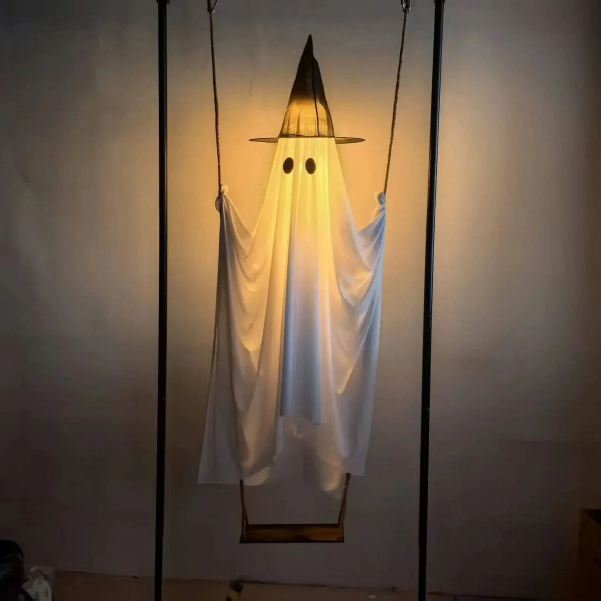 Swinging Ghost Light Wood Frame Remote-Controlled Multi-Mode LED