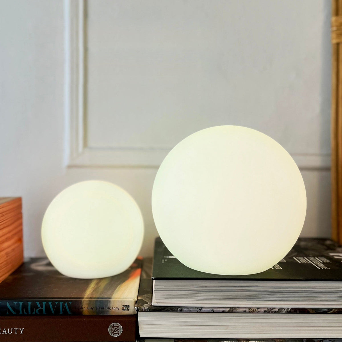Table Lamp Cordless Rechargeable 16-Color Remote IP65 Waterproof