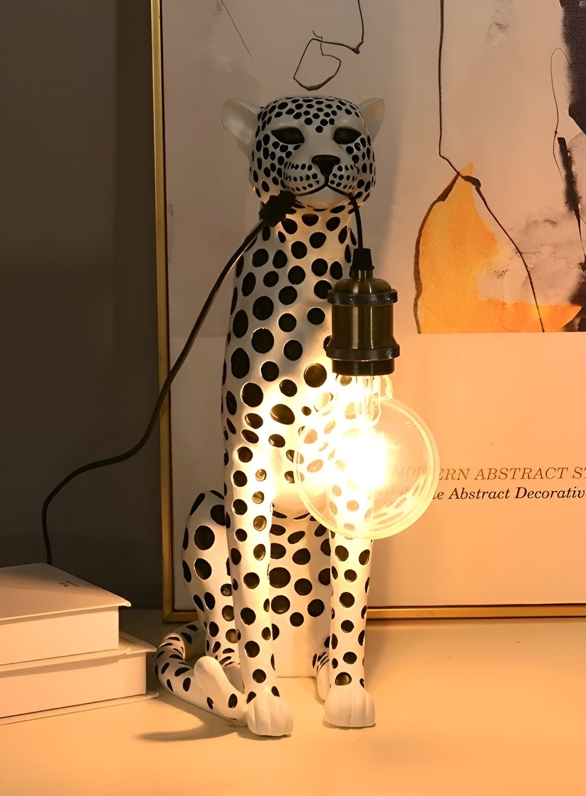 Table Lamp Hand-Painted Leopard Resin Edison Socket