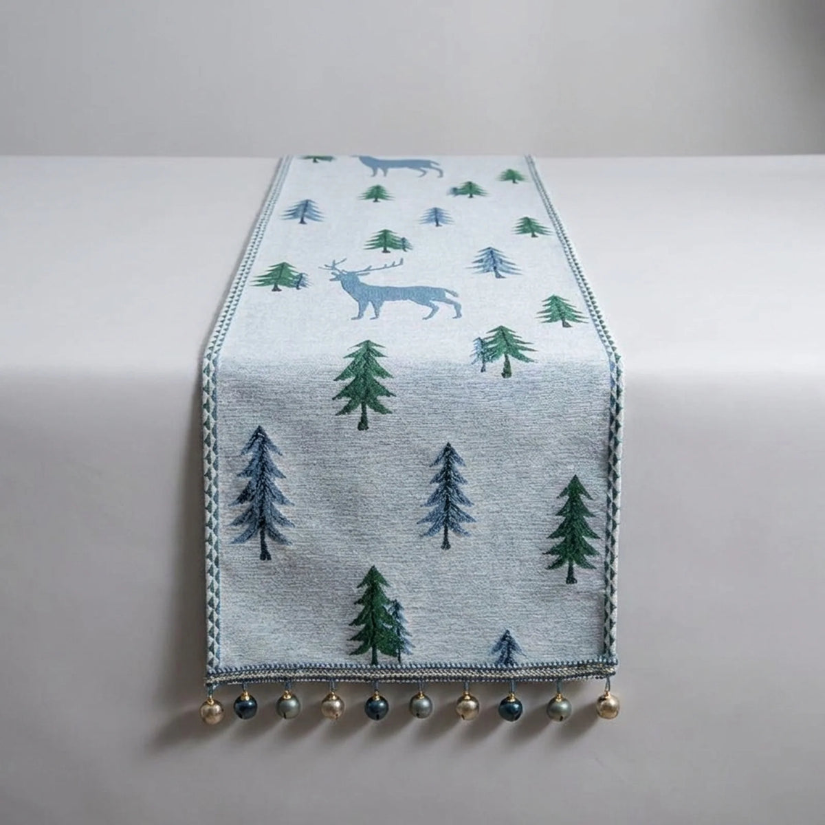 Table Runner Christmas Tree Motif Tassel Trim