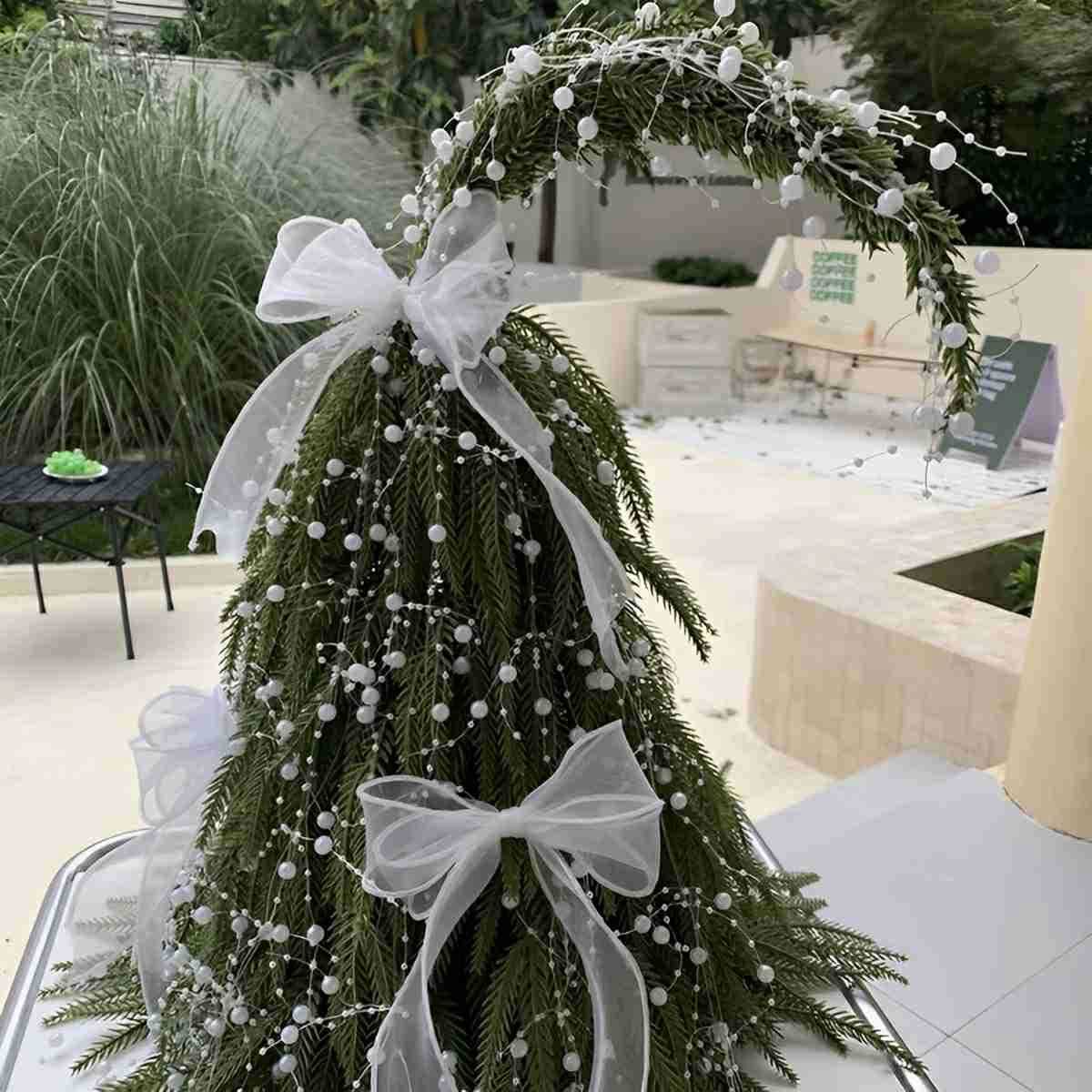 Tabletop Christmas Tree Lifelike PE Three Sizes