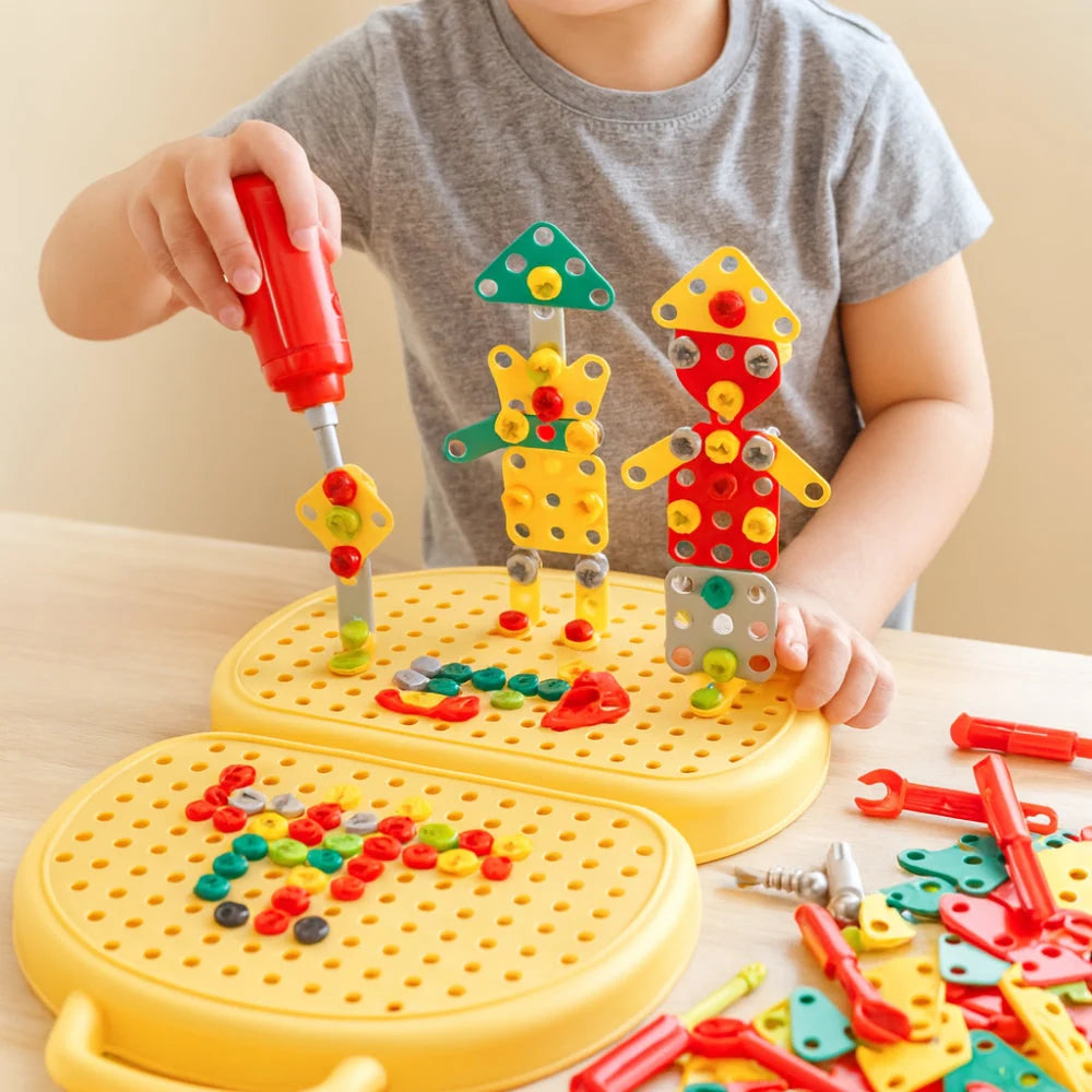 Take-Apart Animal Set Screw-Together Pieces & Case