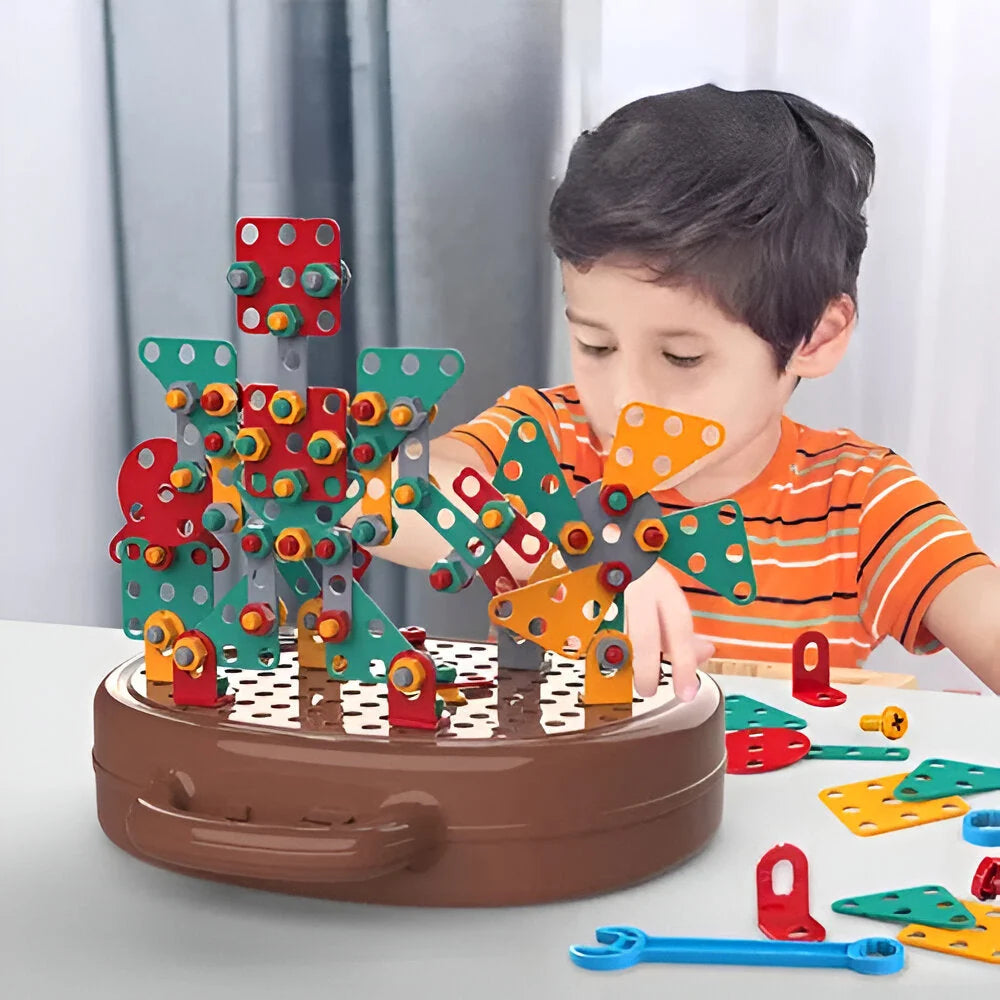 Take-Apart Animal Set Screw-Together Pieces & Case