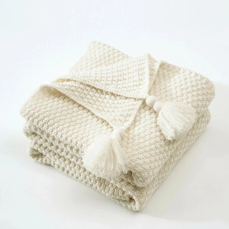 Throw Blanket 100% Wool Temperature-Regulating Tassels & Bobbles
