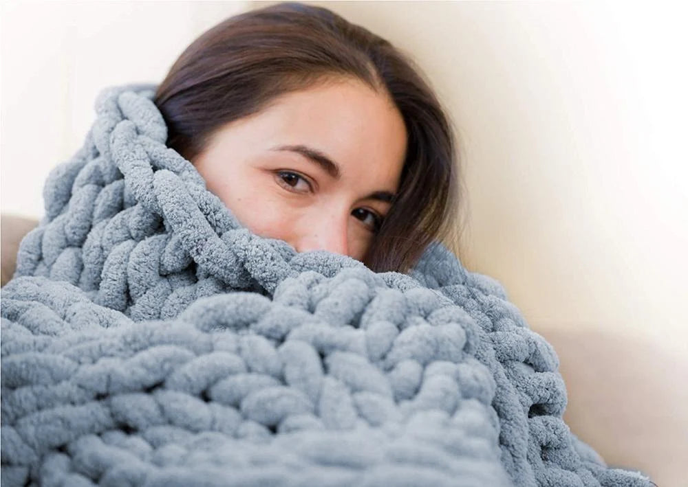 Throw Blanket Chunky Cable Knit Ultrasoft Chenille Machine Washable