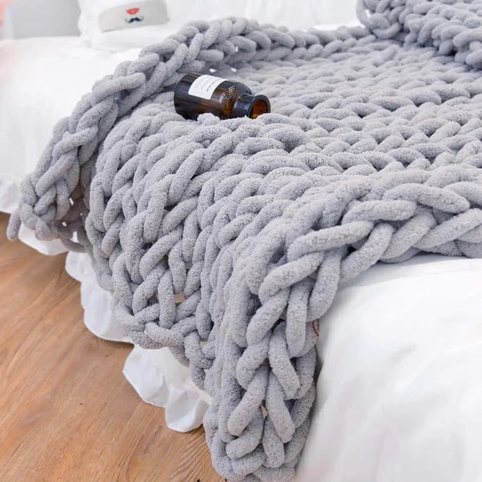 Throw Blanket Chunky Chenille Cable Knit