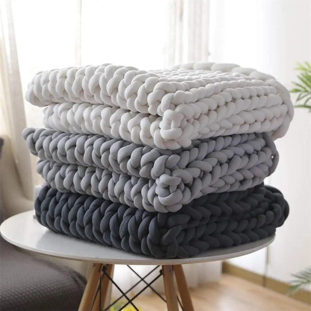 Throw Blanket Chunky Knit Ultra Soft Machine Washable