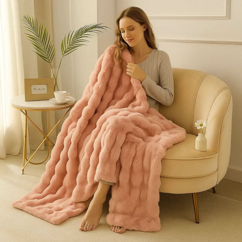 Throw Blanket Faux Fur Double-Lined All-Season