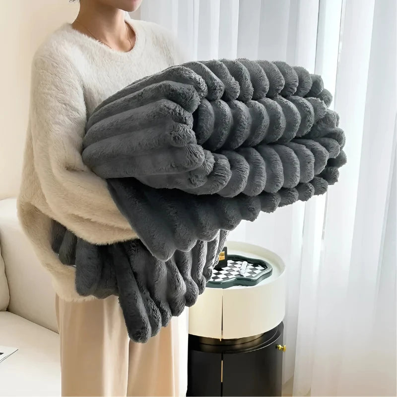 Throw Blanket Flannel Plush Lightweight & Portable