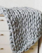 Throw Blanket Hand-Knitted Chunky Chenille Breathable Knit