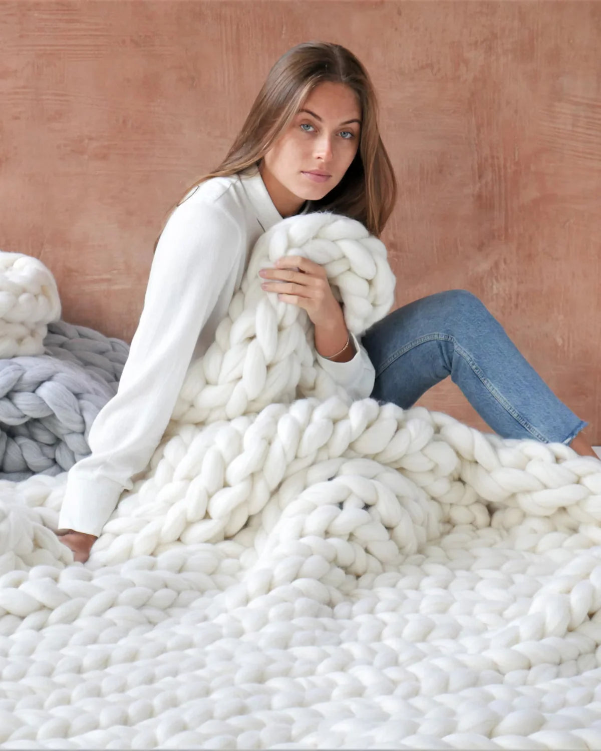 Throw Blanket Hand-Knitted Chunky Chenille Breathable Knit