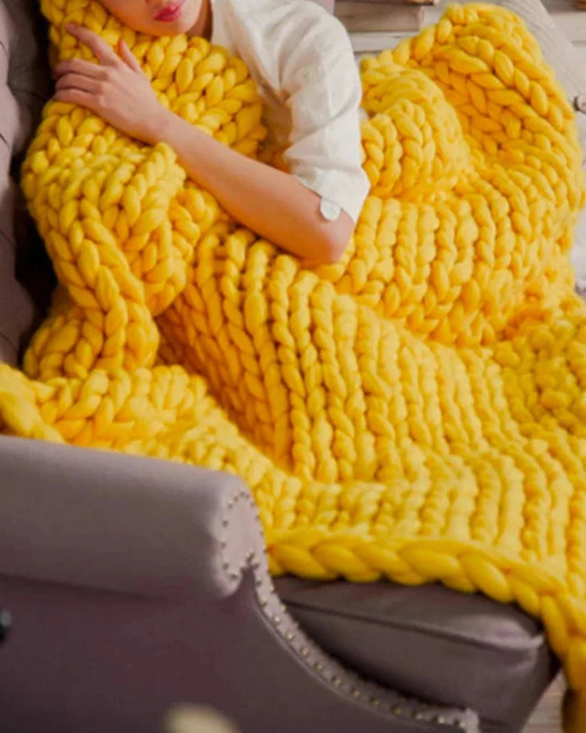 Throw Blanket Hand-Knitted Chunky Chenille Breathable Knit